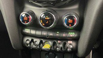 MINI Hatchback Cooper S Level 2