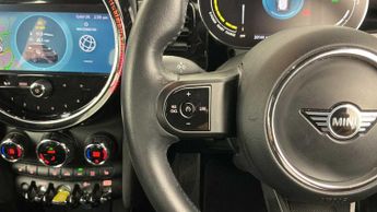 MINI Hatchback Cooper S Level 2