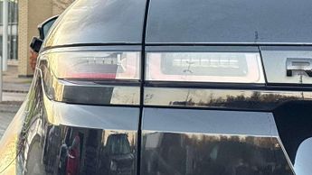 Land Rover Range Rover Evoque R-Dynamic S