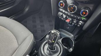 MINI Hatchback Cooper Classic