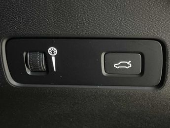 Volvo Xc40 R DESIGN Pro