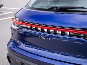 Porsche Macan Estate 