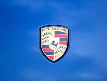 Porsche Macan Estate 