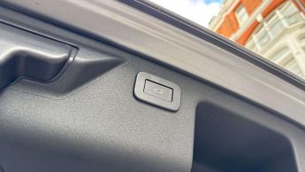 Land Rover Discovery Sport Dynamic HSE