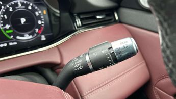 Land Rover Range Rover Evoque R-Dynamic HSE