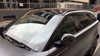 Land Rover Range Rover Velar Dynamic SE