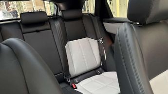 Land Rover Range Rover Velar Dynamic SE
