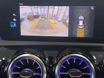 Mercedes-Benz Cla AMG Line