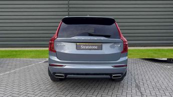 Volvo XC90 R DESIGN Pro