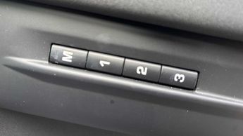 Land Rover Range Rover Evoque R-Dynamic SE