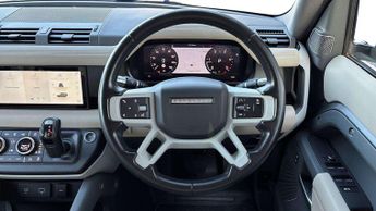 Land Rover Defender S