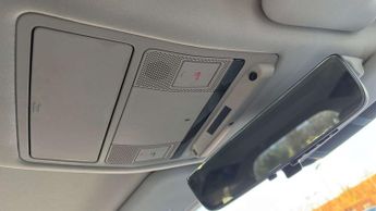 Land Rover Defender S