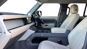 Land Rover Defender S