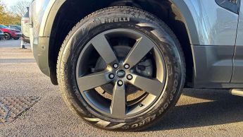 Land Rover Defender S