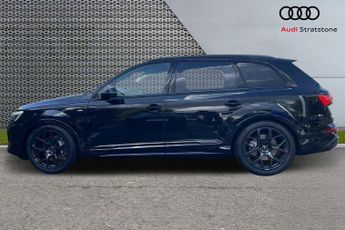 Audi Q7 Black Edition