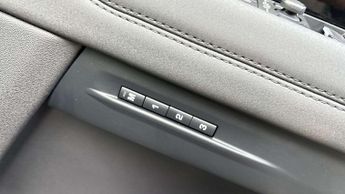 Land Rover Range Rover Evoque R-Dynamic SE