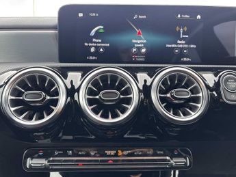 Mercedes-Benz Cla AMG Line