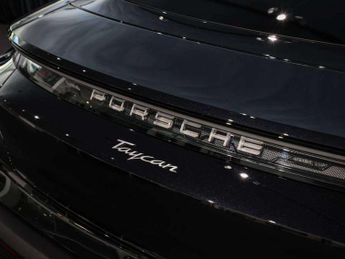 Porsche Taycan 