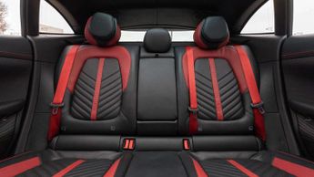 Aston Martin DBX DBX707