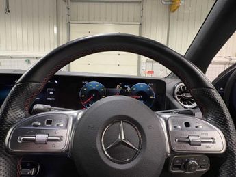 Mercedes-Benz EQA AMG Line