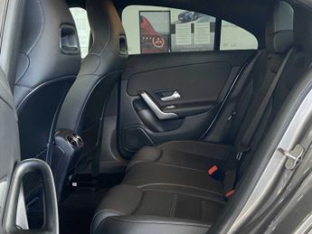 Mercedes-Benz Cla AMG Line