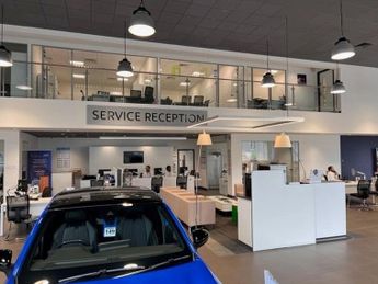 Peugeot 208 50kWh E-Style Hatchback 5dr Electric Auto (7.4kW Charger) (136 p