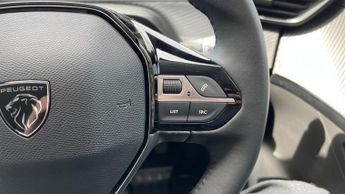Peugeot 208 50kWh E-Style Auto 5dr (7.4kW Charger)