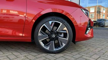 Vauxhall astra electric 54kWh Ultimate Sports Tourer Auto 5dr