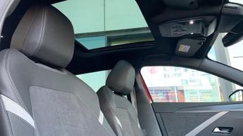 Vauxhall astra electric 54kWh Ultimate Sports Tourer Auto 5dr