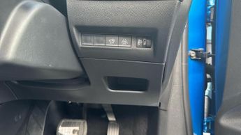 Peugeot 208 50kWh E-Style Auto 5dr (7.4kW Charger)