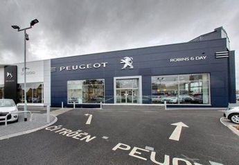 Peugeot 208 50kWh E-Style Auto 5dr (7.4kW Charger)