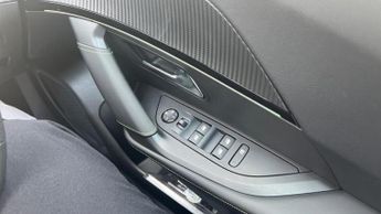 Peugeot 2008 50kWh GT SUV 5dr Electric Auto (7kW Charger) (136 ps)