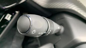 Peugeot 2008 50kWh Allure SUV 5dr Electric Auto (7kW Charger) (136 ps)