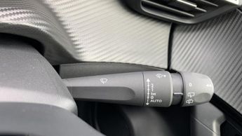 Peugeot 2008 50kWh Allure SUV 5dr Electric Auto (7kW Charger) (136 ps)