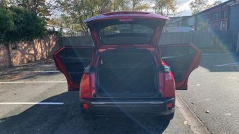 Peugeot 2008 50kWh Allure SUV 5dr Electric Auto (7kW Charger) (136 ps)