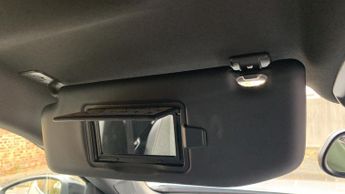 Peugeot 2008 50kWh Allure SUV 5dr Electric Auto (7kW Charger) (136 ps)