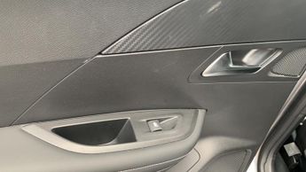 Peugeot 2008 50kWh Allure SUV 5dr Electric Auto (7kW Charger) (136 ps)