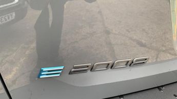Peugeot 2008 50kWh Allure Auto 5dr (7kW Charger)