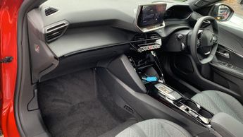 Peugeot 2008 50kWh Allure Auto 5dr (7kW Charger)