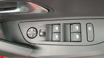 Peugeot 2008 50kWh Allure Auto 5dr (7kW Charger)