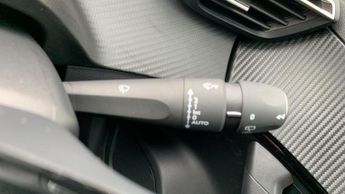 Peugeot 2008 50kWh Allure Auto 5dr (7kW Charger)