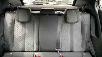 Peugeot 2008 50kWh Allure Auto 5dr (7kW Charger)