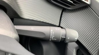 Peugeot 2008 50kWh Allure Auto 5dr (7kW Charger)