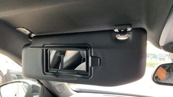 Peugeot 2008 50kWh Allure Auto 5dr (7kW Charger)
