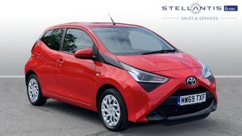 Toyota AYGO 1.0 VVT-i x-play Euro 6 5dr