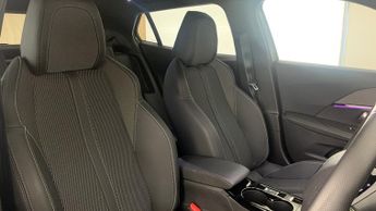 Peugeot 2008 50kWh GT Auto 5dr (7kW Charger)