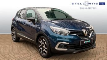 Renault Captur 0.9 TCe ENERGY Iconic SUV 5dr Petrol Manual Euro 6 (s/s) (90 ps)