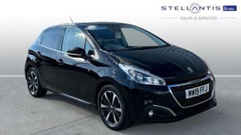 Peugeot 208 1.2 PureTech Tech Edition Hatchback 5dr Petrol Manual Euro 6 (s/