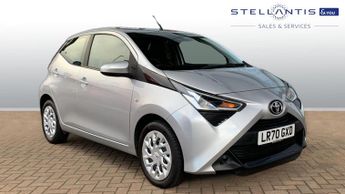 Toyota AYGO 1.0 VVT-i x-play Hatchback 5dr Petrol Manual Euro 6 (Safety Sens