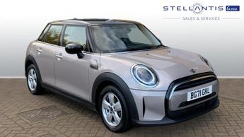 MINI Hatch 1.5 Cooper Classic Hatchback 5dr Petrol Steptronic Euro 6 (s/s) 